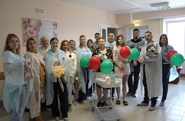 В Бресте прошла акция «Мы родились в один день».