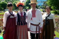 1 мая в Казахстане отмечают День единения народов.